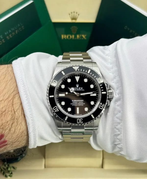 rolex submariner 124060